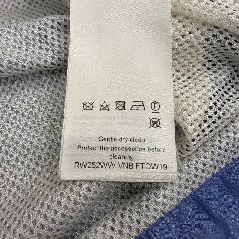 Louis Vuitton Louis Vuitton 25 Blue Flight Jacket Size XXS / US 00 / IT 34 - 4 Thumbnail