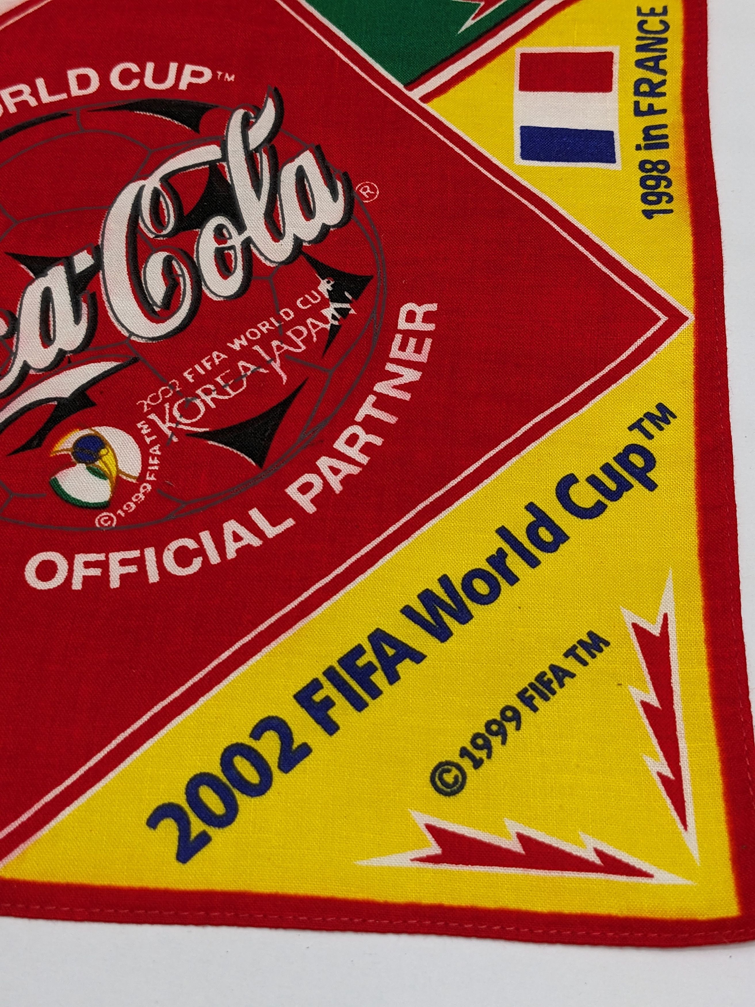Vintage Vintage COCA COLA 2002 FIFA World Cup Bandana Handkerchief Size ONE SIZE - 3 Thumbnail