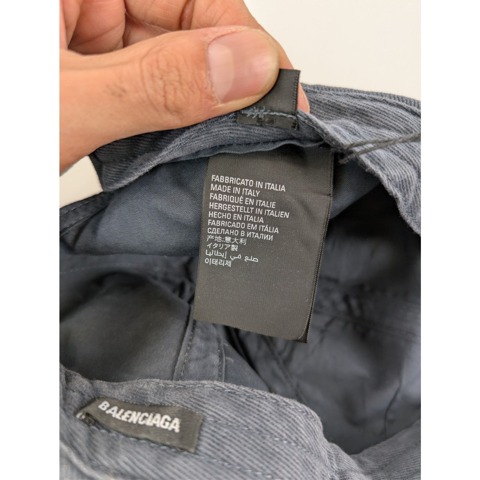 Balenciaga o1rshd1 Size: L / Cotton Drill BB Sprayed Cap / Hat in Grey Size ONE SIZE - 12 Thumbnail
