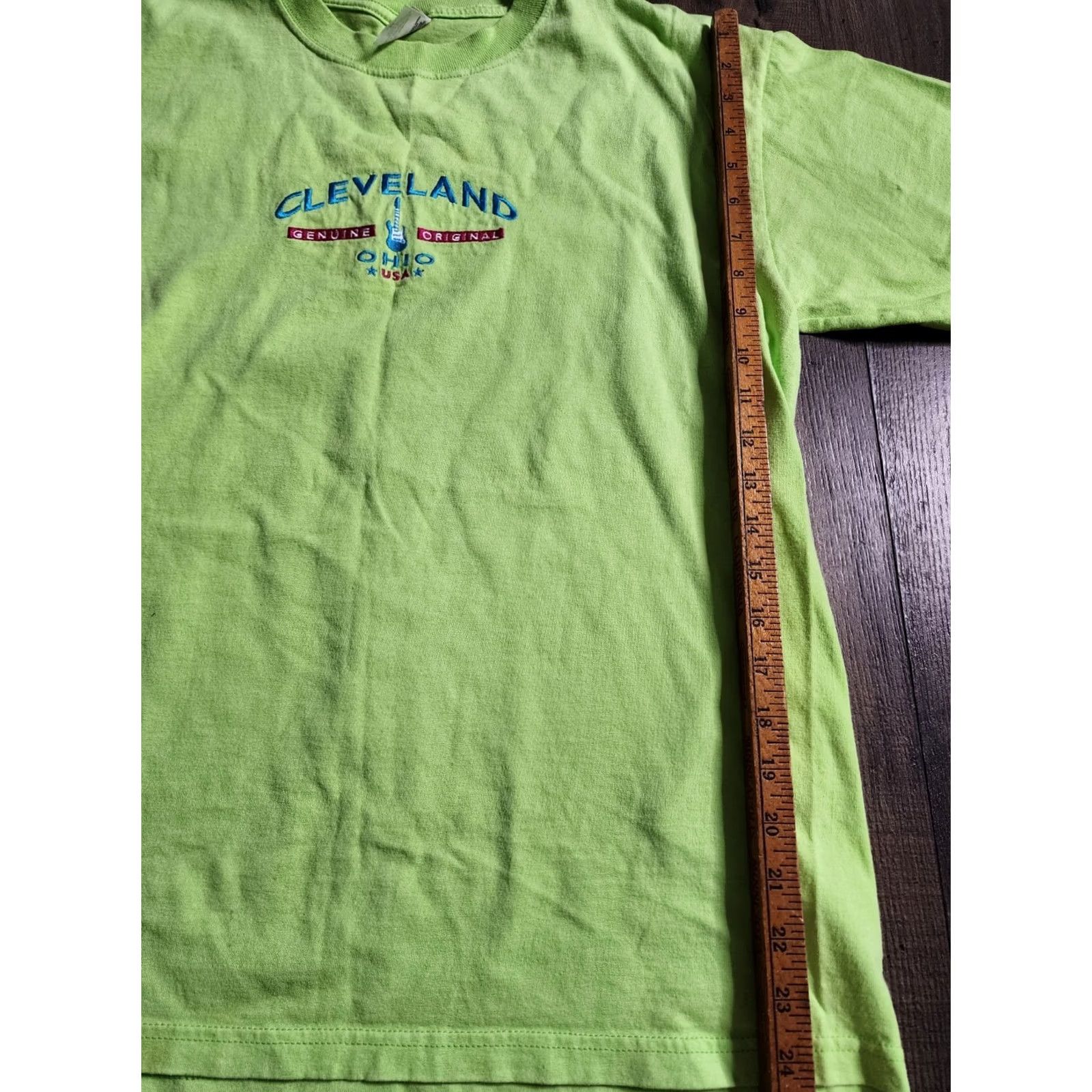 Anvil VINTAGE Mens M Cleveland OH Embroidered Travel Souvenir T Shirt Distressed Size US M / EU 48-50 / 2 - 4 Thumbnail