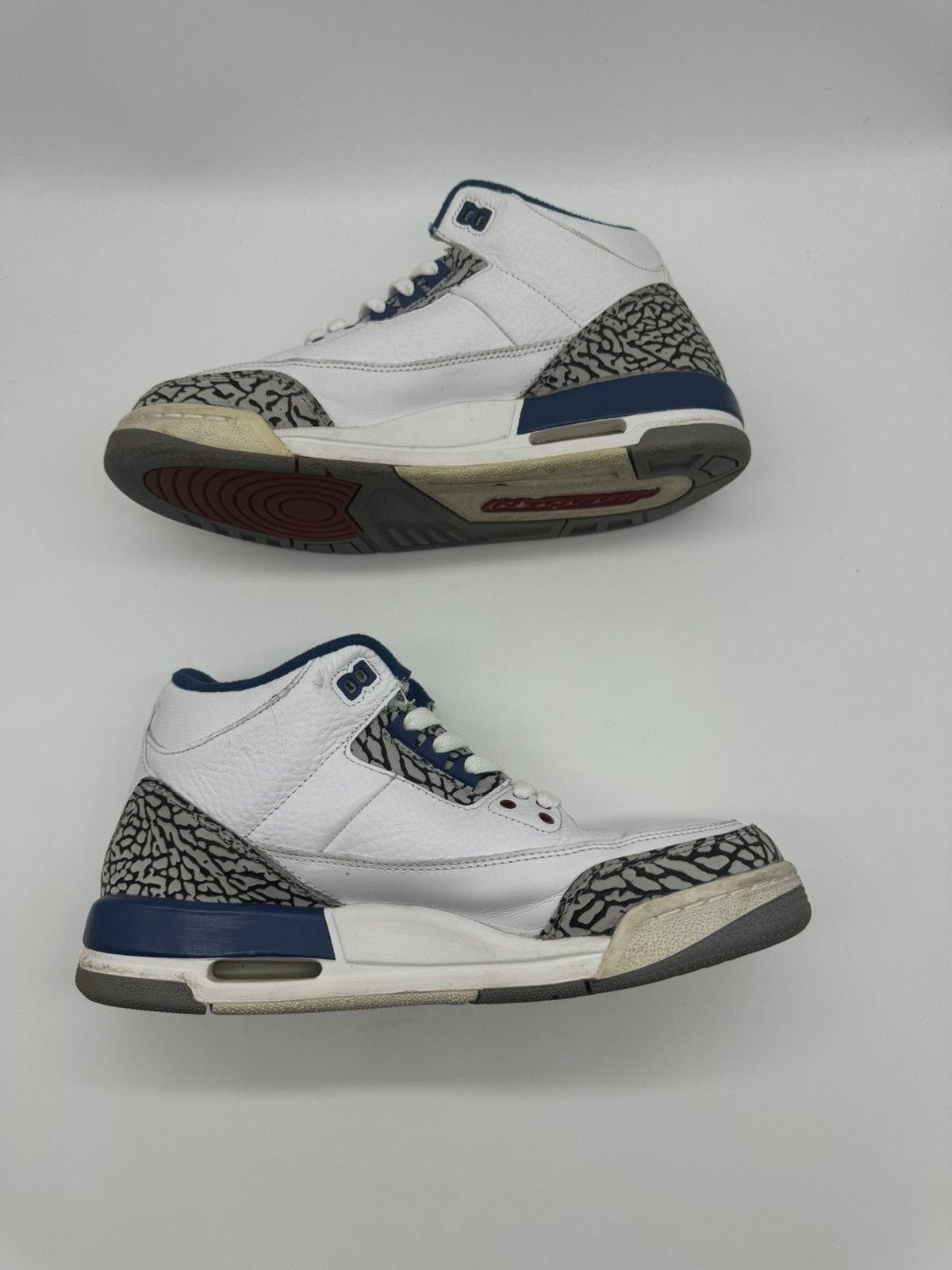 Jordan Brand × Nike Nike Air Jordan 3 Retro GS True Blue Youth Size 7 (7Y) Size US 7 / EU 40 - 3 Thumbnail