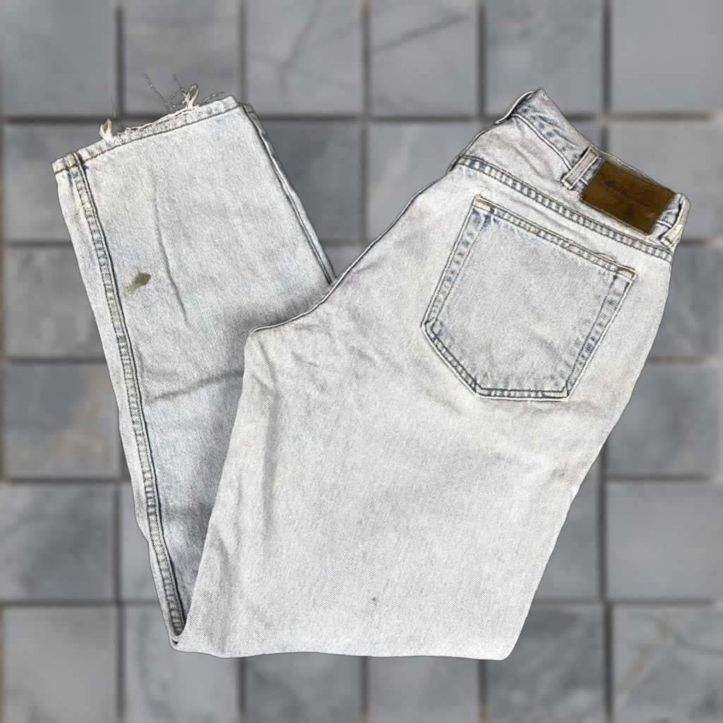 Calvin Klein VINTAGE Calvin Klein Jeans Men 36 Easy Fit USA Made Distressed 5 Pocket Straight Size US 36 / EU 52 - 1 Thumbnail