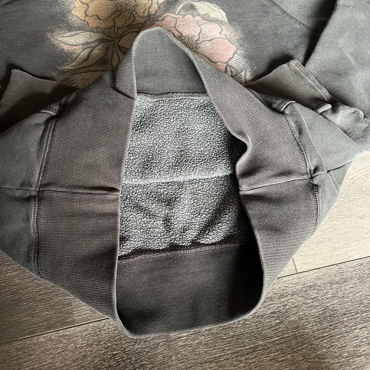Lucky Brand Vintage 2000s Lucky Brand Live in Love Rose Graphic Hoodie Size M / US 6-8 / IT 42-44 - 4 Thumbnail