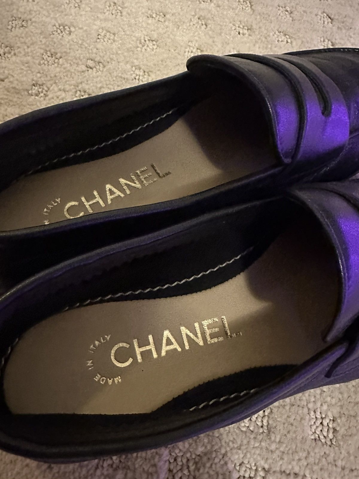 Chanel CHANEL BLACK LEATHER LOAFERS Size US 6.5 / IT 36.5 - 4 Thumbnail