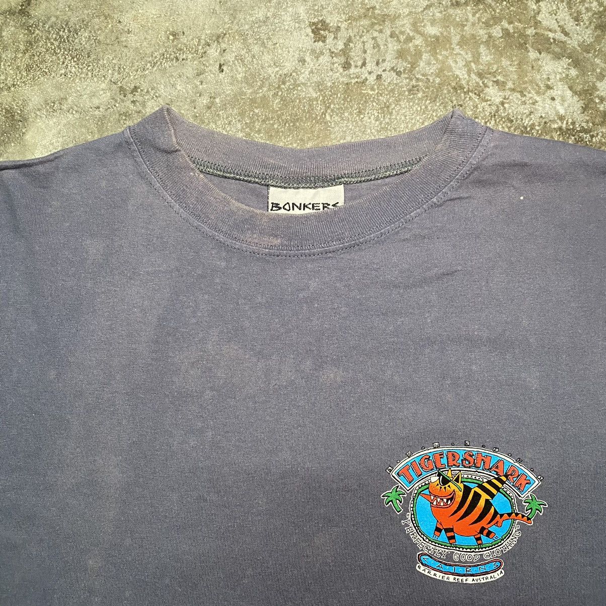 Vintage VINTAGE 1996 BONKERS TIGERSHARK SURFING T SHIRT Size US XL / EU 56 / 4 - 3 Thumbnail