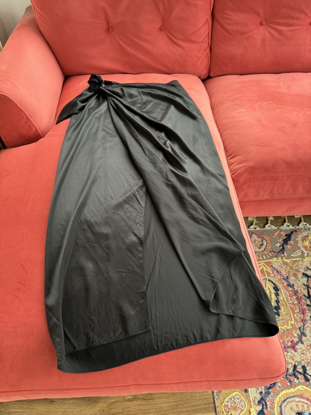 Balenciaga Balenciaga silk black wrap skirt, size 42 It, M int Size 28" / US 6 / IT 42 - 4 Thumbnail