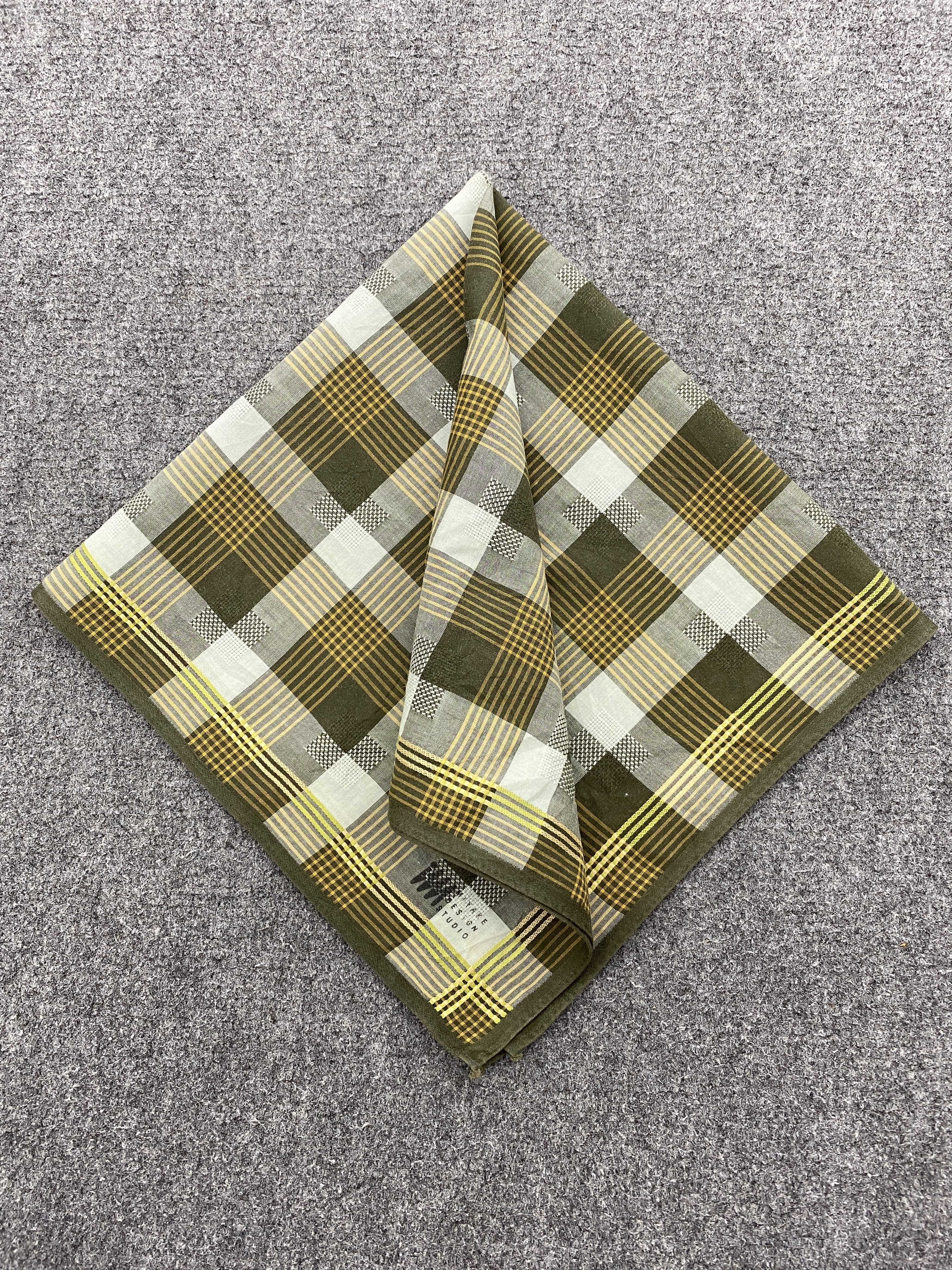 Issey Miyake Vintage Issey Miyake Handkerchief Neckerchief HKC0859 Size ONE SIZE - 3 Thumbnail
