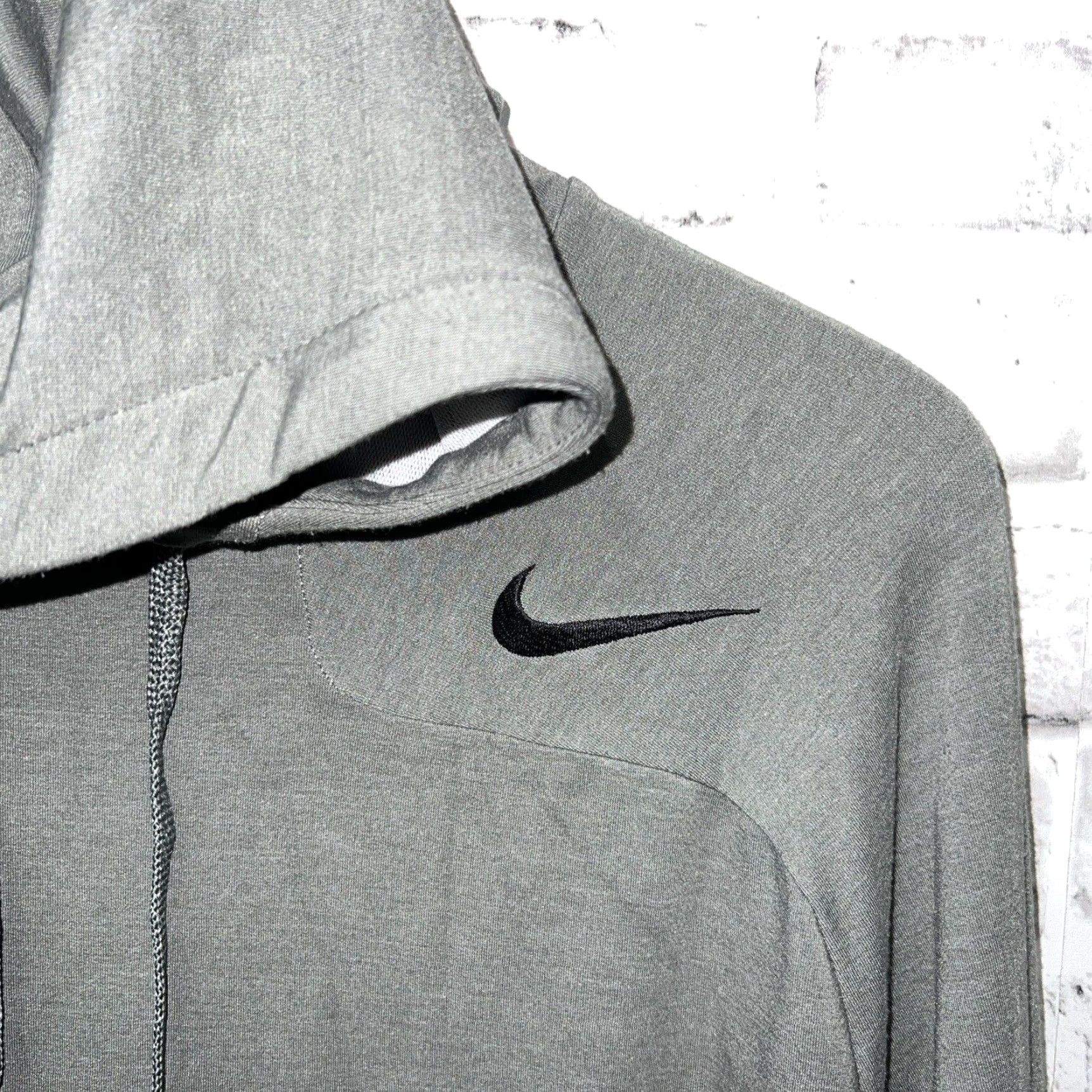 Nike VINTAGE Nike Hoodie Pullover Men 2XL Gray Activewear Sportswear Size US XXL / EU 58 / 5 - 3 Thumbnail