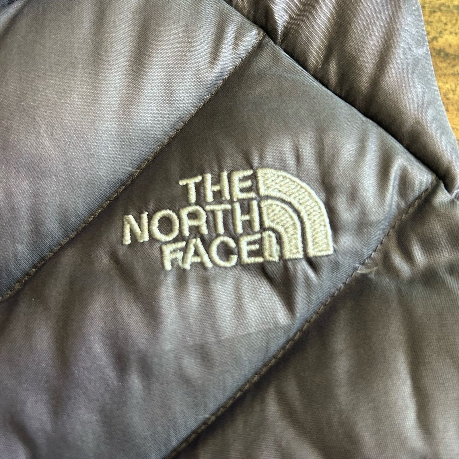 The North Face North Face 550 Puffer Vest Goose Down Metallic Purple Small Size S / US 4 / IT 40 - 2 Thumbnail