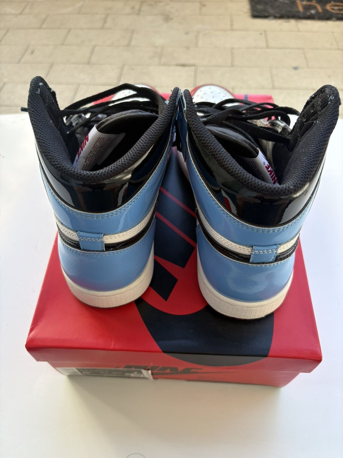 Jordan Brand Air Jordan 1 Retro High OG Fearless Size US 8.5 / EU 41-42 - 4 Thumbnail