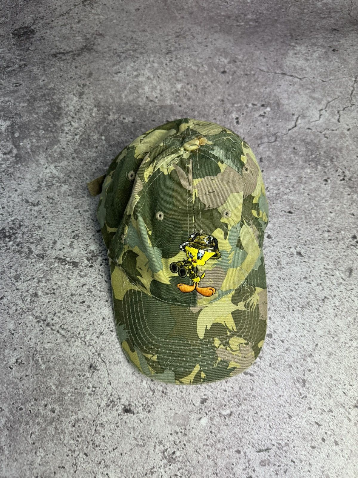 Japanese Brand × Vintage Vintage Looney Tunes Cap 90s Y2K American Wear Size ONE SIZE - 4 Thumbnail