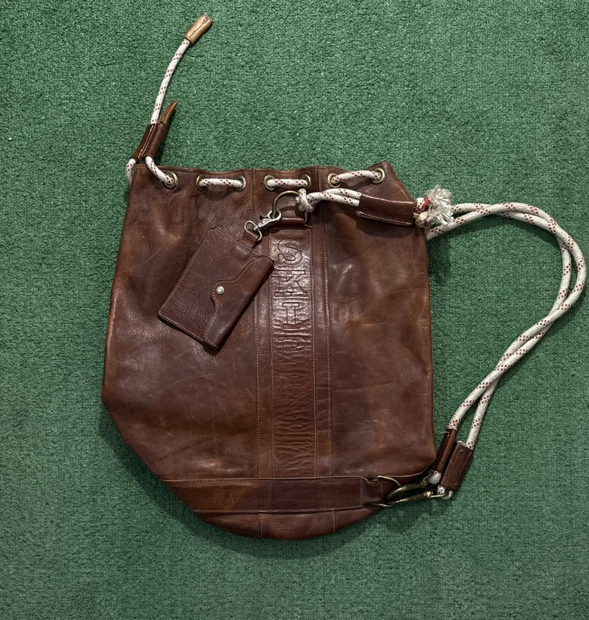 Genuine Leather Gil Holsters Big Leather Duffle Bag Made in Italy 90s Vtg Size ONE SIZE - 1 Thumbnail