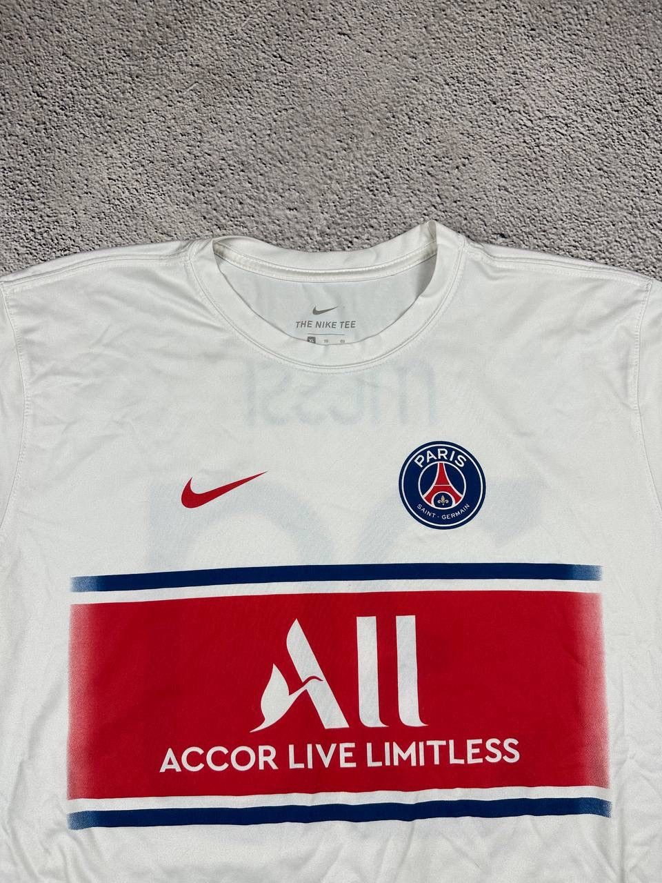 Nike Nike PSG Messi 30 Soccer Jersey Blockcore Y2K Style Size US XL / EU 56 / 4 - 5 Thumbnail