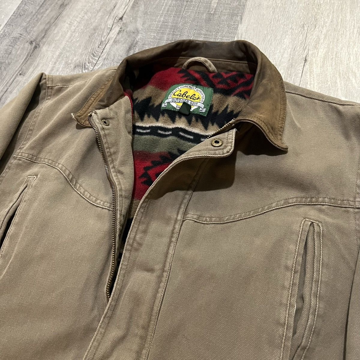 Cabelas × Vintage VTG Cabelas Aztec Lined Brown Canvas Chore Barn Work Coat Size US L / EU 52-54 / 3 - 2 Thumbnail
