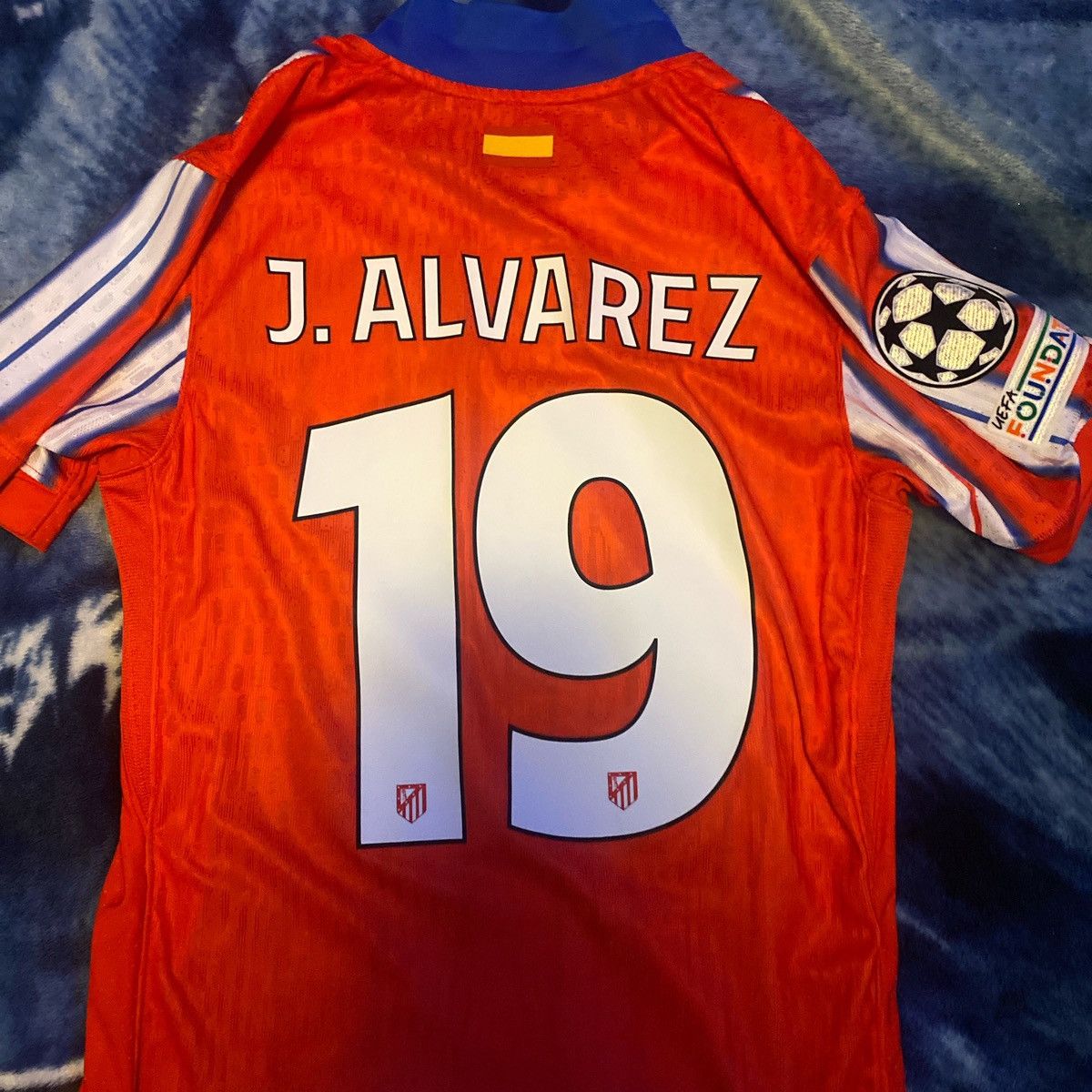 Nike Julian Alvarez Atletico Madrid 24/25 Home jersey Size US M / EU 48-50 / 2 - 2 Thumbnail