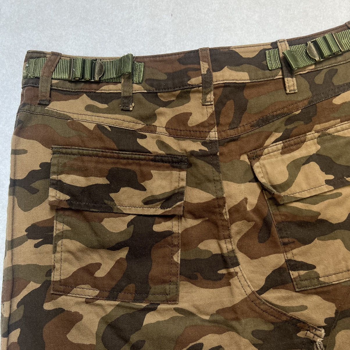 Le Grande Bleu (L.G.B.) LGB Camo Skirt Size 28" / US 6 / IT 42 - 6 Thumbnail