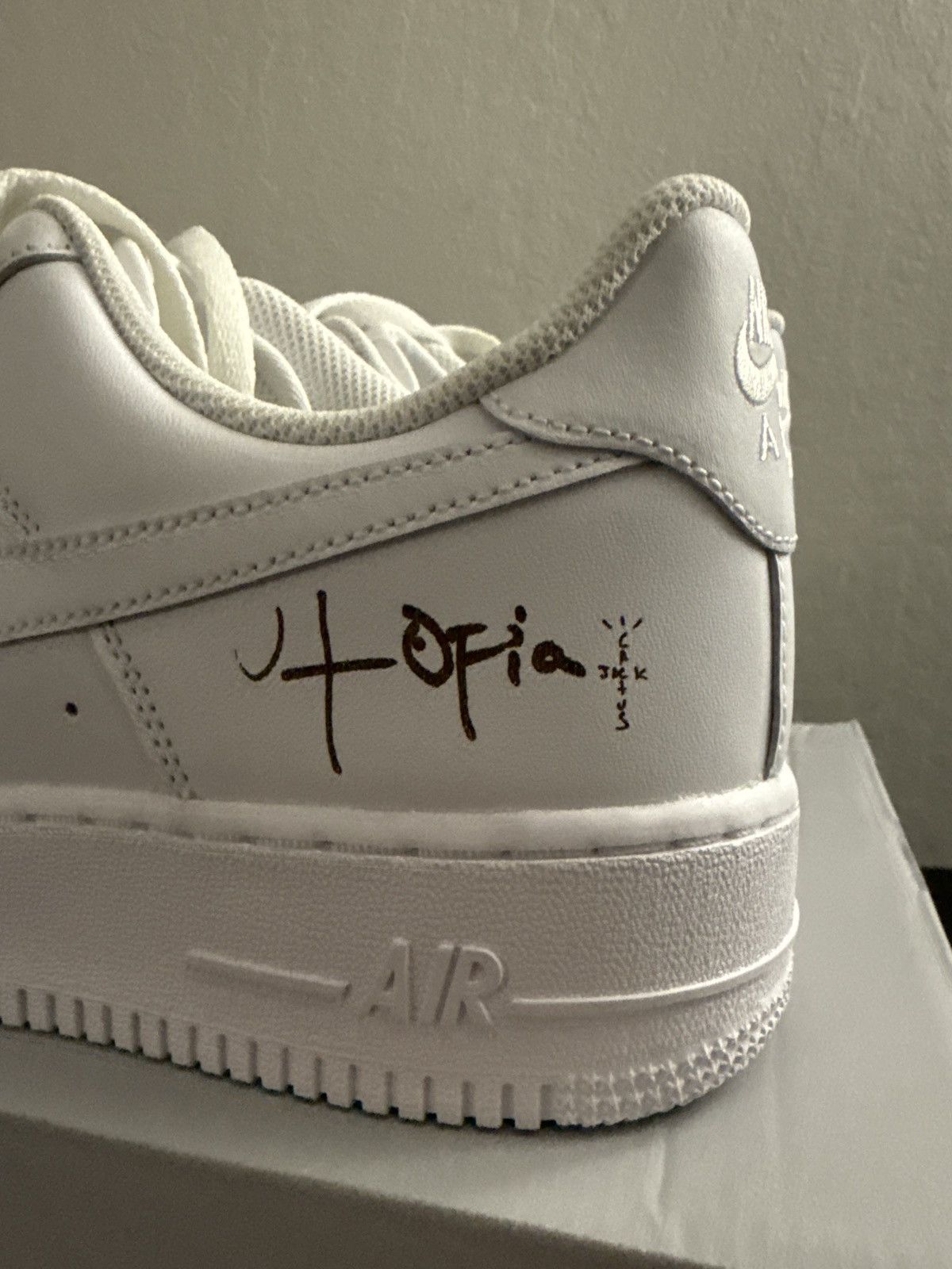 Nike × Travis Scott Brand New Travis Scott Nike Utopia Air Force 1 Size US 10.5 / EU 43-44 - 3 Thumbnail