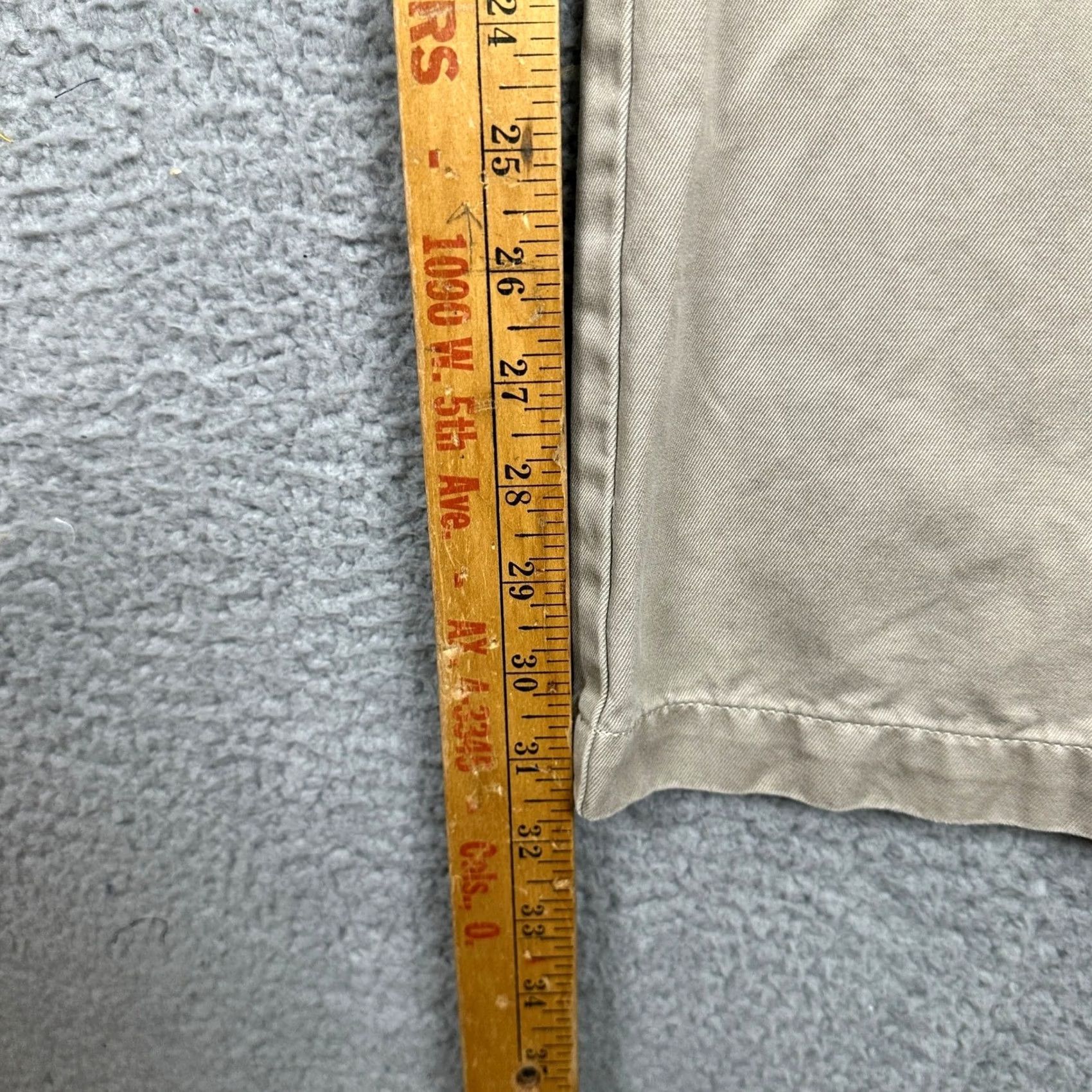 Vineyard Vines Vineyard Vines Pants Mens 35X32 Beige Straight Leg Chino Flat Front EUC Size US 35 - 6 Thumbnail