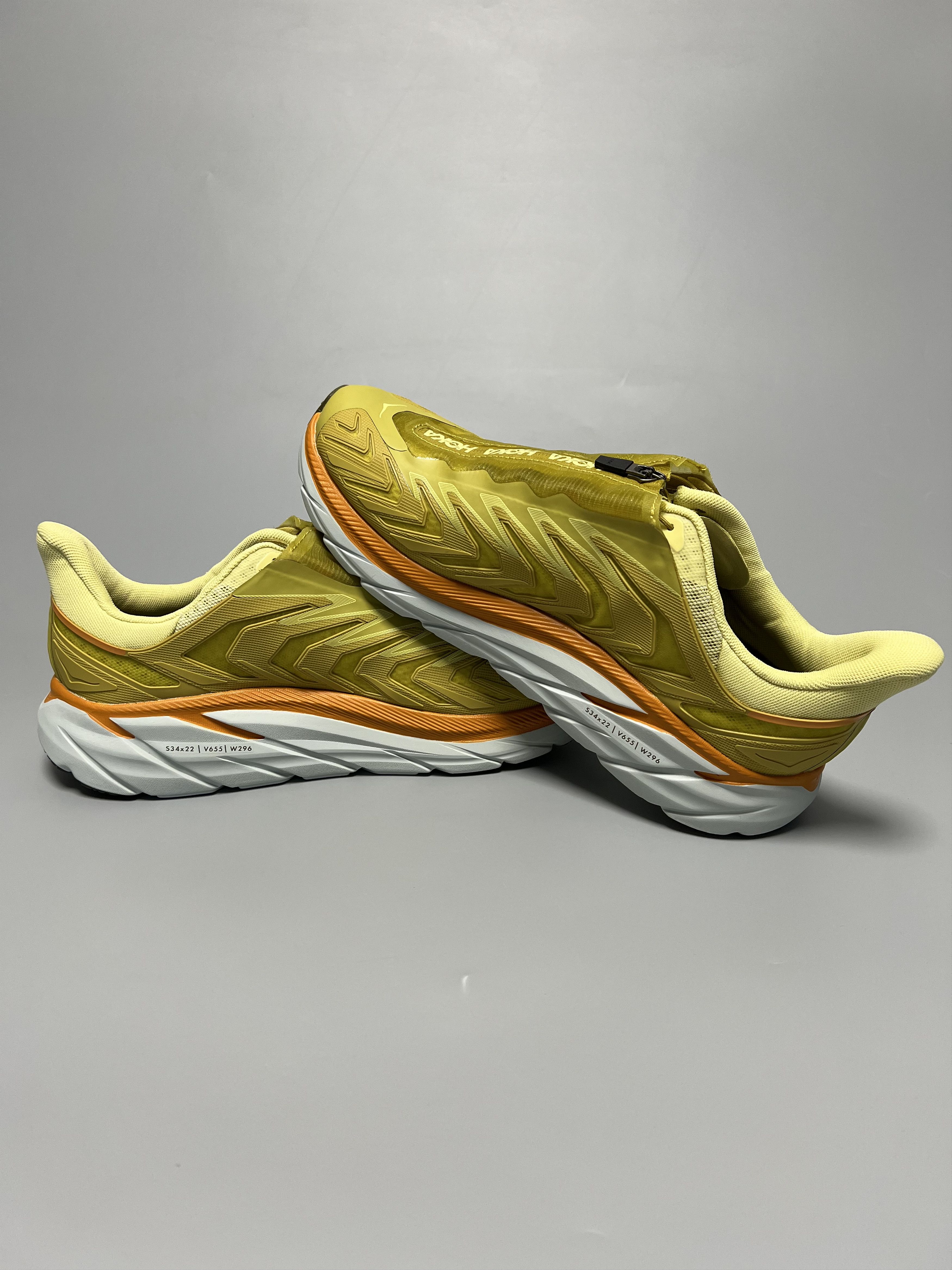 Hoka Hoka One One Project Clifton Running Shoes Size US 10 / EU 43 - 5 Thumbnail