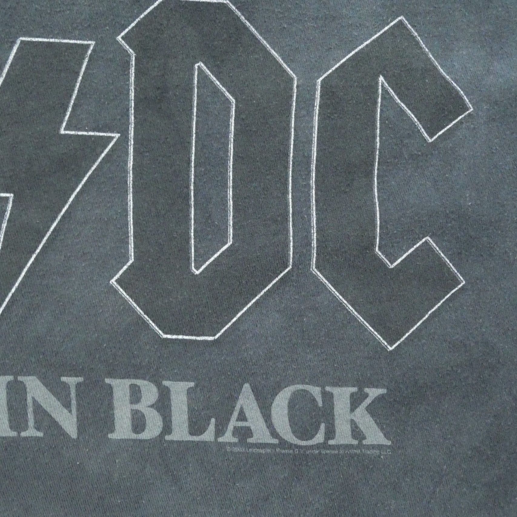 Liquid Blue Liquid Blue AC DC T Shirt Mens M Grey Back In Black Fade Tie Dye Liquid Blue Logo Short Sleeve Crew Neck 80s 90s Mens (adjusted for brand/decade) Size US M / EU 48-50 / 2 - 3 Thumbnail