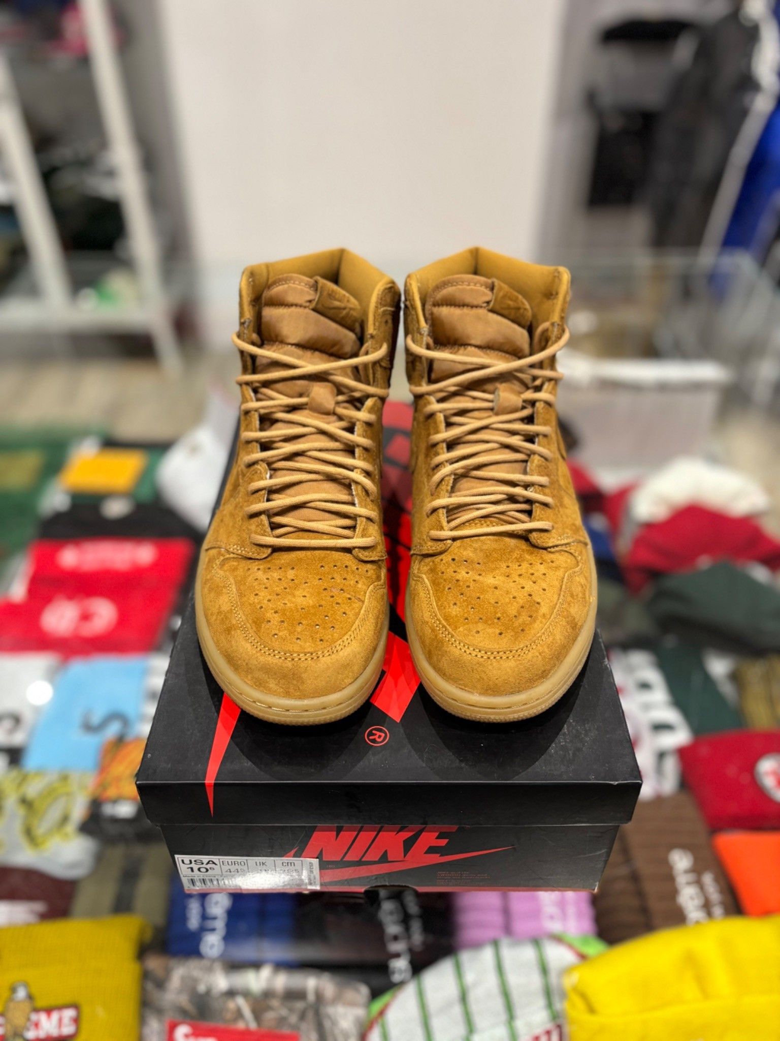 Jordan Brand Jordan 1 High Wheat Size US 10.5 / EU 43-44 - 4 Thumbnail