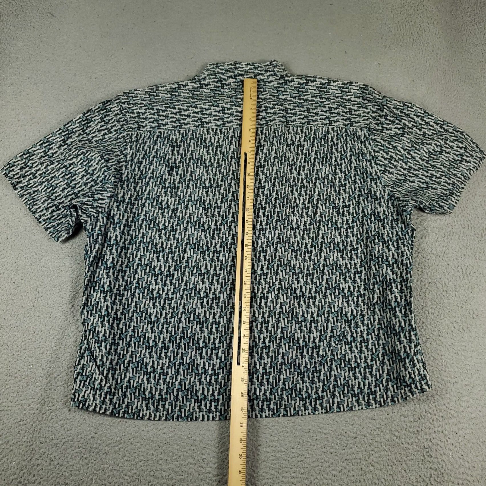 Vintage Jhane Barnes Shirt Mens 2XL Blue Geometric Button Up Short Sleeve RUNS SHORT Geometric Button-Up Men 2XL Blue Jhane Barnes Shirt Size US XXL / EU 58 / 5 - 3 Thumbnail