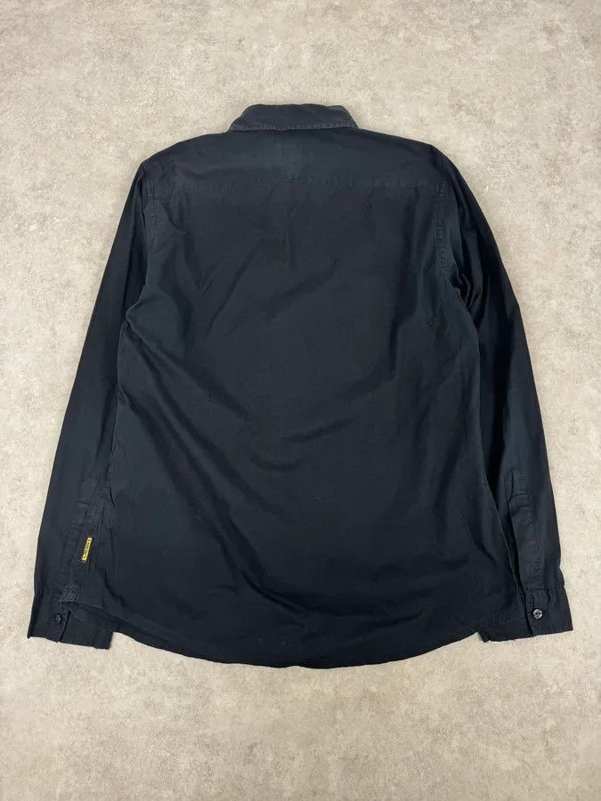 Armani 2000s Armani Navy Sun Embroidered Patch Shirt Size US M / EU 48-50 / 2 - 4 Thumbnail