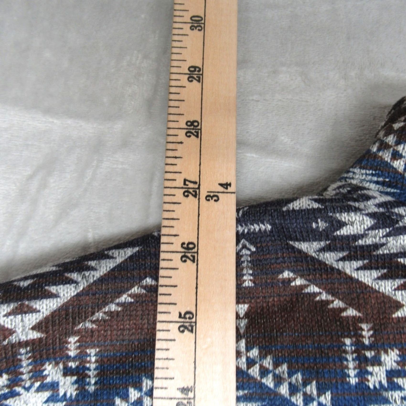 Ariat Ariat Sweater Mens Medium Blue Geometric 1/2 Aztec Southwestern Tribal Mock Neck Pullover Long Sleeve Fleece Casual Outdoor Winter 100% Polyester Size US M / EU 48-50 / 2 - 7 Thumbnail