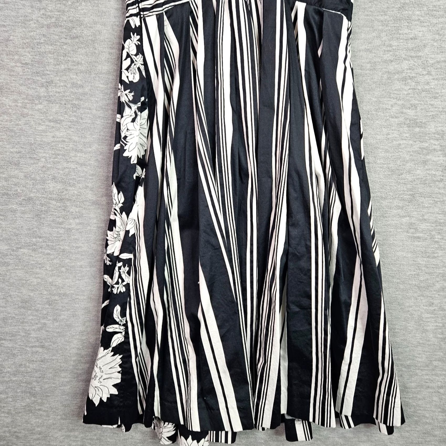 White House Black Market White House Black Market Dress Size 4 Multicolor Floral Fit & Flare Knee Length Sleeveless A-Line Womens Casual Party/Cocktail Shirt Dress Size S / US 4 / IT 40 - 3 Thumbnail