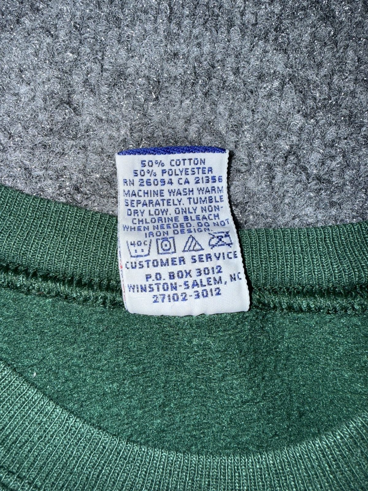 Champion Vintage Champion Crewneck Sweatshirt Green Script L Size US L / EU 52-54 / 3 - 6 Thumbnail