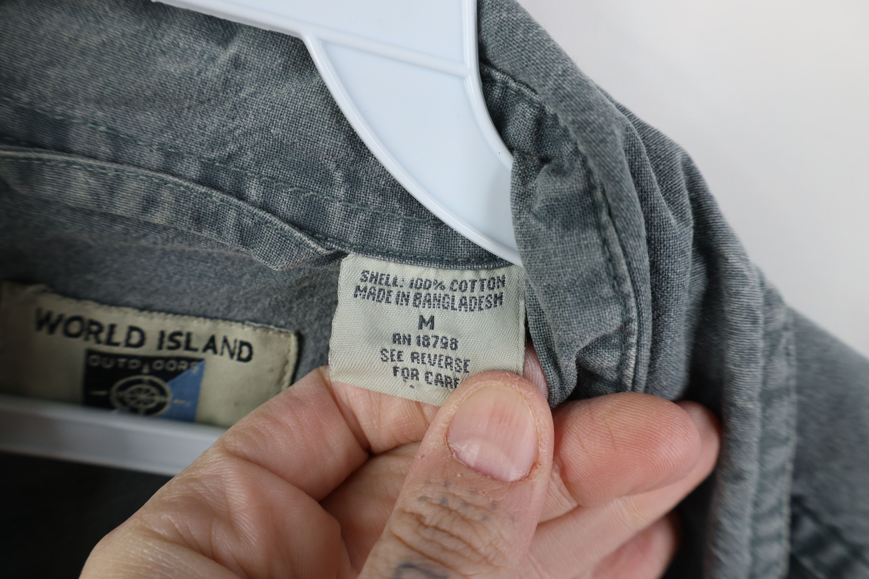 Vintage Vintage 90s Streetwear Stonewash Collared Button Shirt Green Size US M / EU 48-50 / 2 - 6 Thumbnail