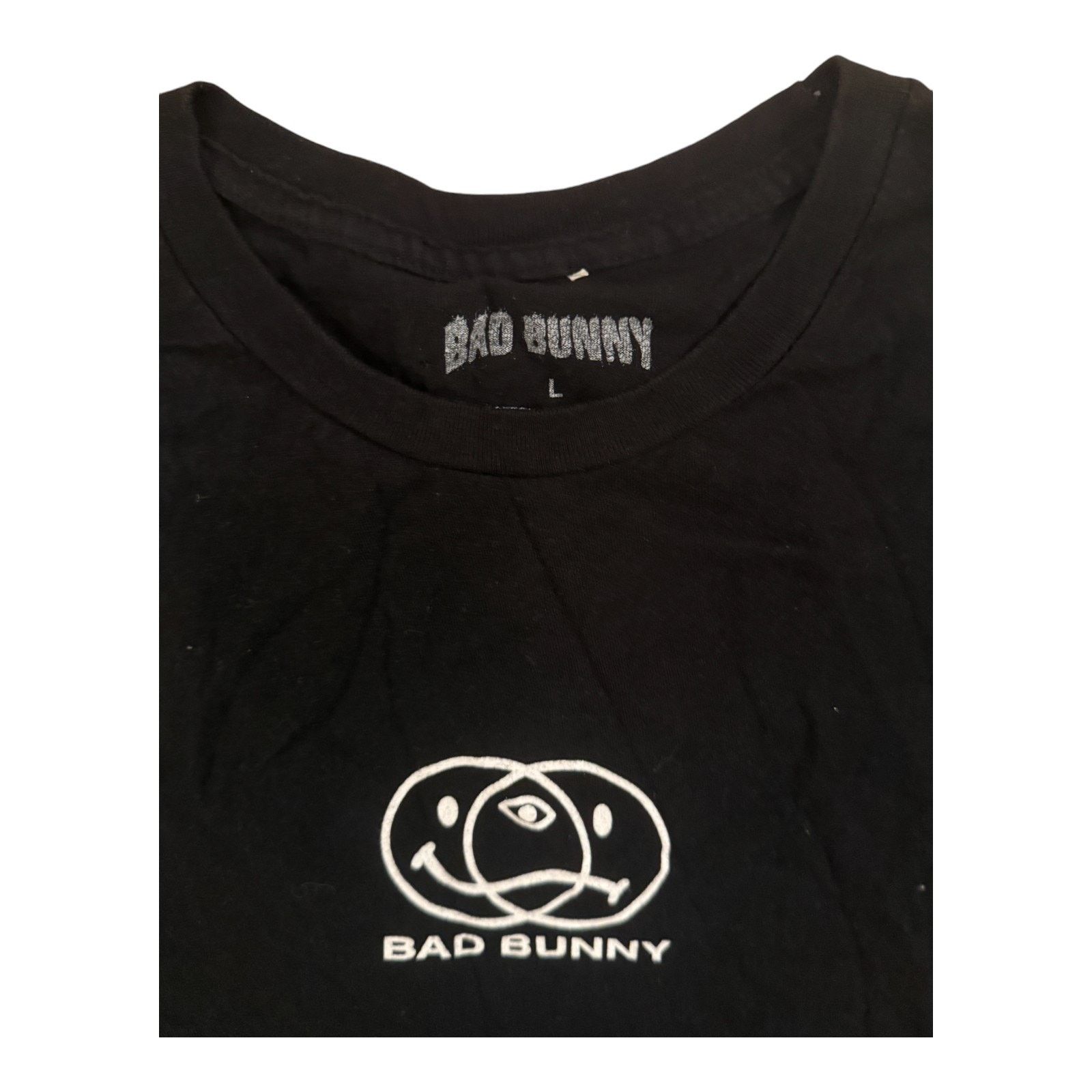 & Other Stories Bad Bunny Tee Shirt Mens Large Black Pink Flames Music Size US L / EU 52-54 / 3 - 3 Thumbnail