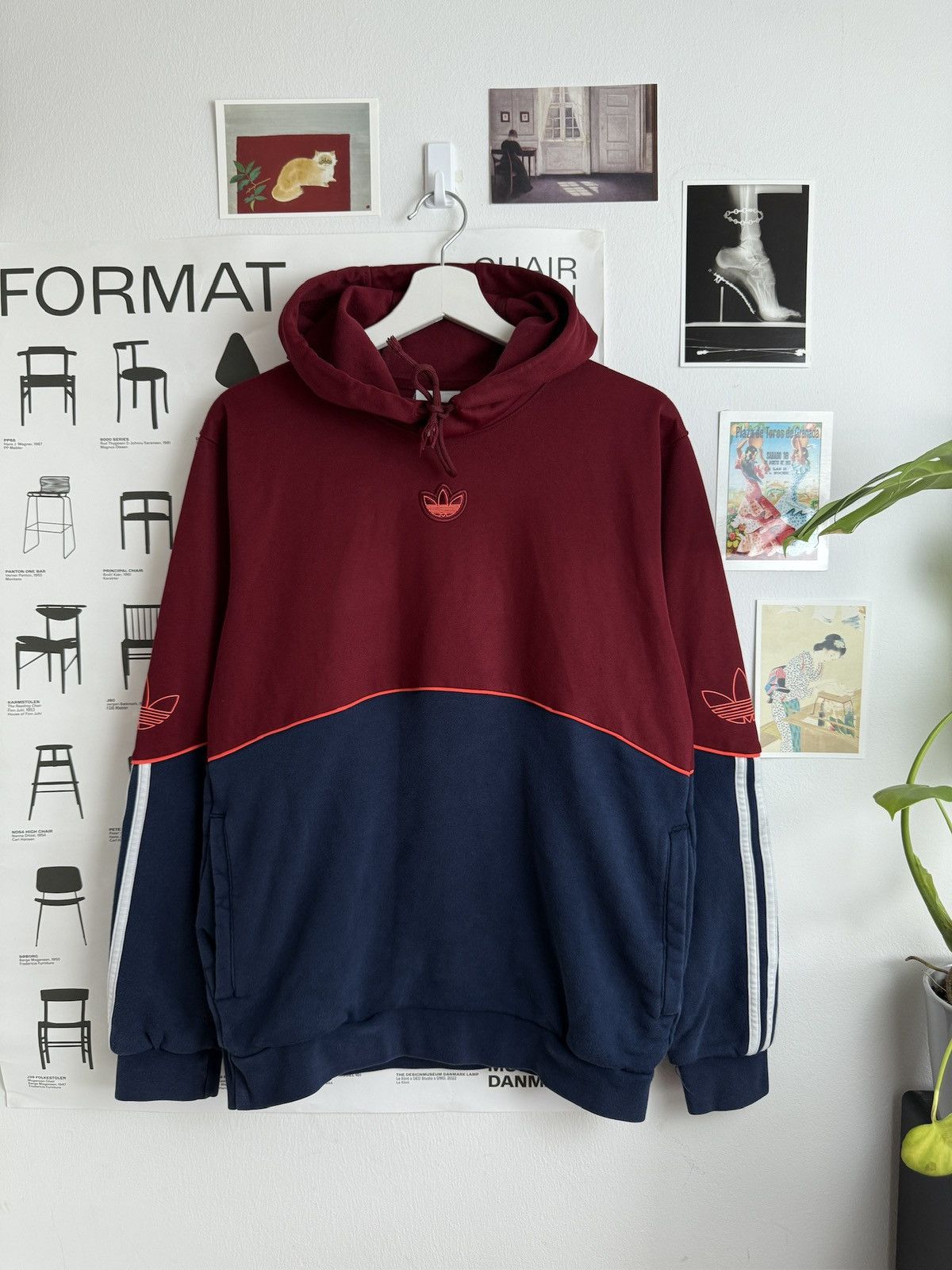 Adidas × Designer Adidas center logo baggy hoodie S blockcore streetwear skate Size US S / EU 44-46 / 1 - 1 Thumbnail