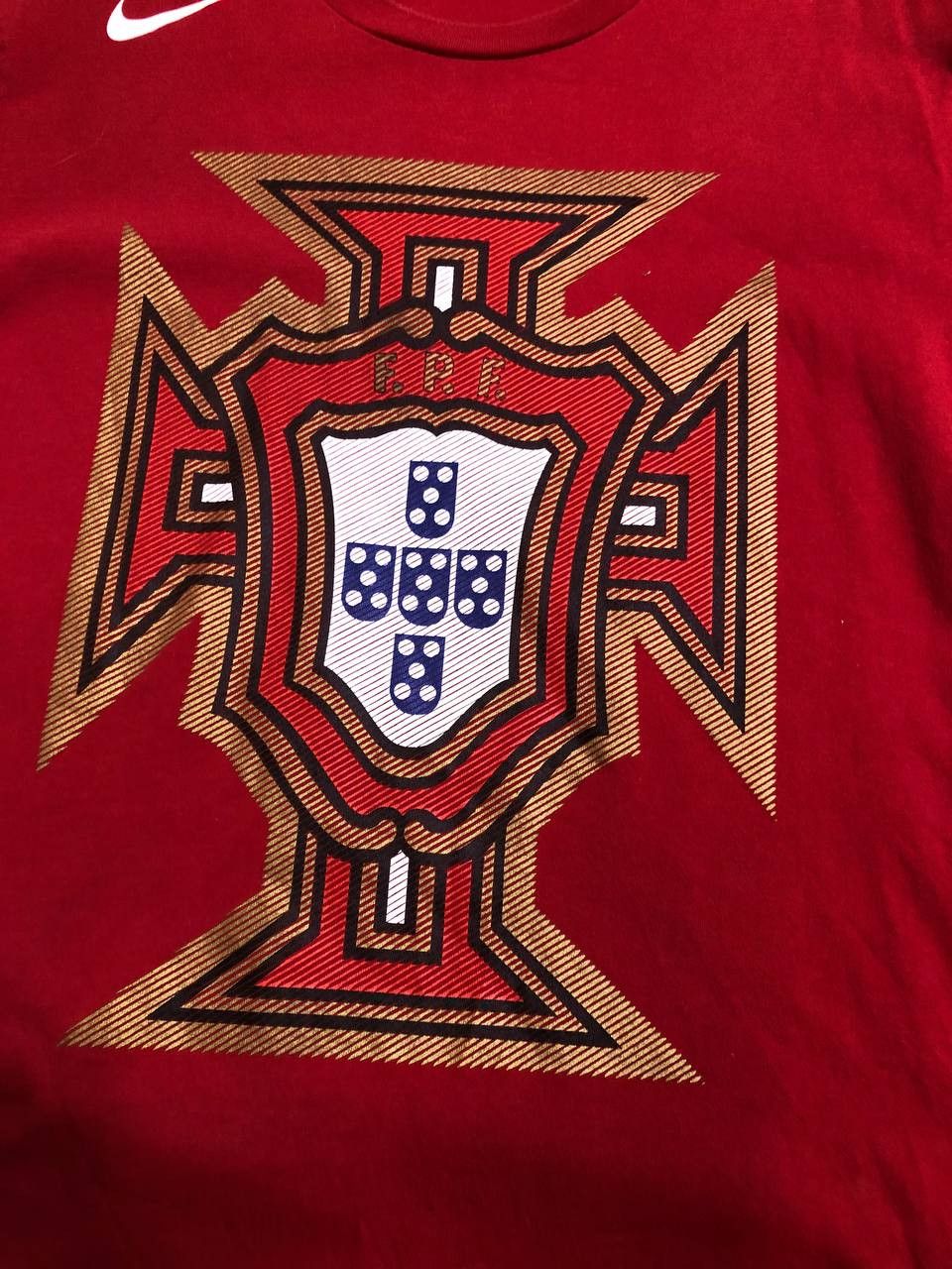 Nike Vintage Nike Big Y2K Print Short Sleeve T-Shirt Size US L / EU 52-54 / 3 - 7 Thumbnail