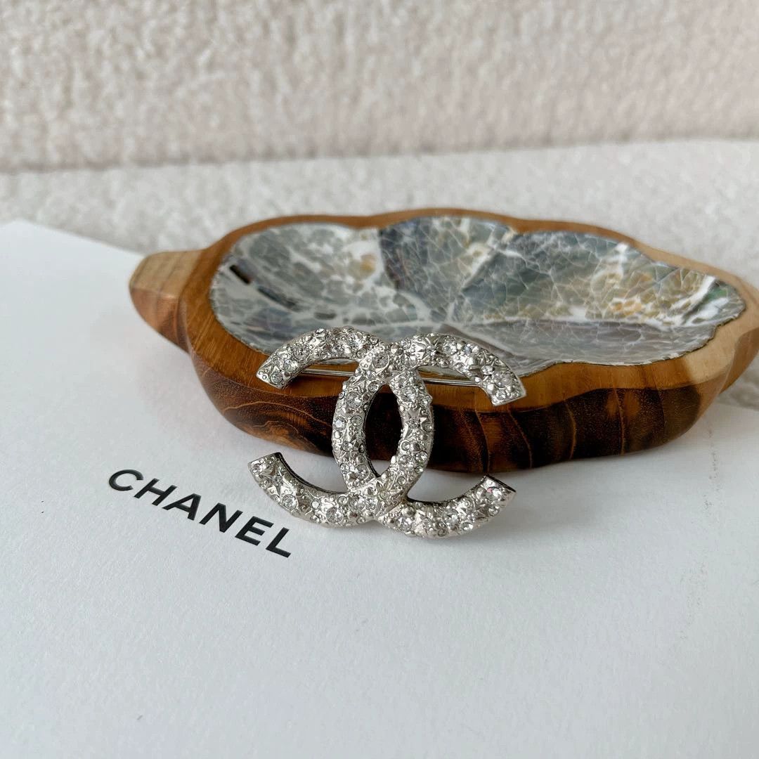 Chanel Chanel Silver Rhinestone Brooch Size ONE SIZE - 1 Thumbnail