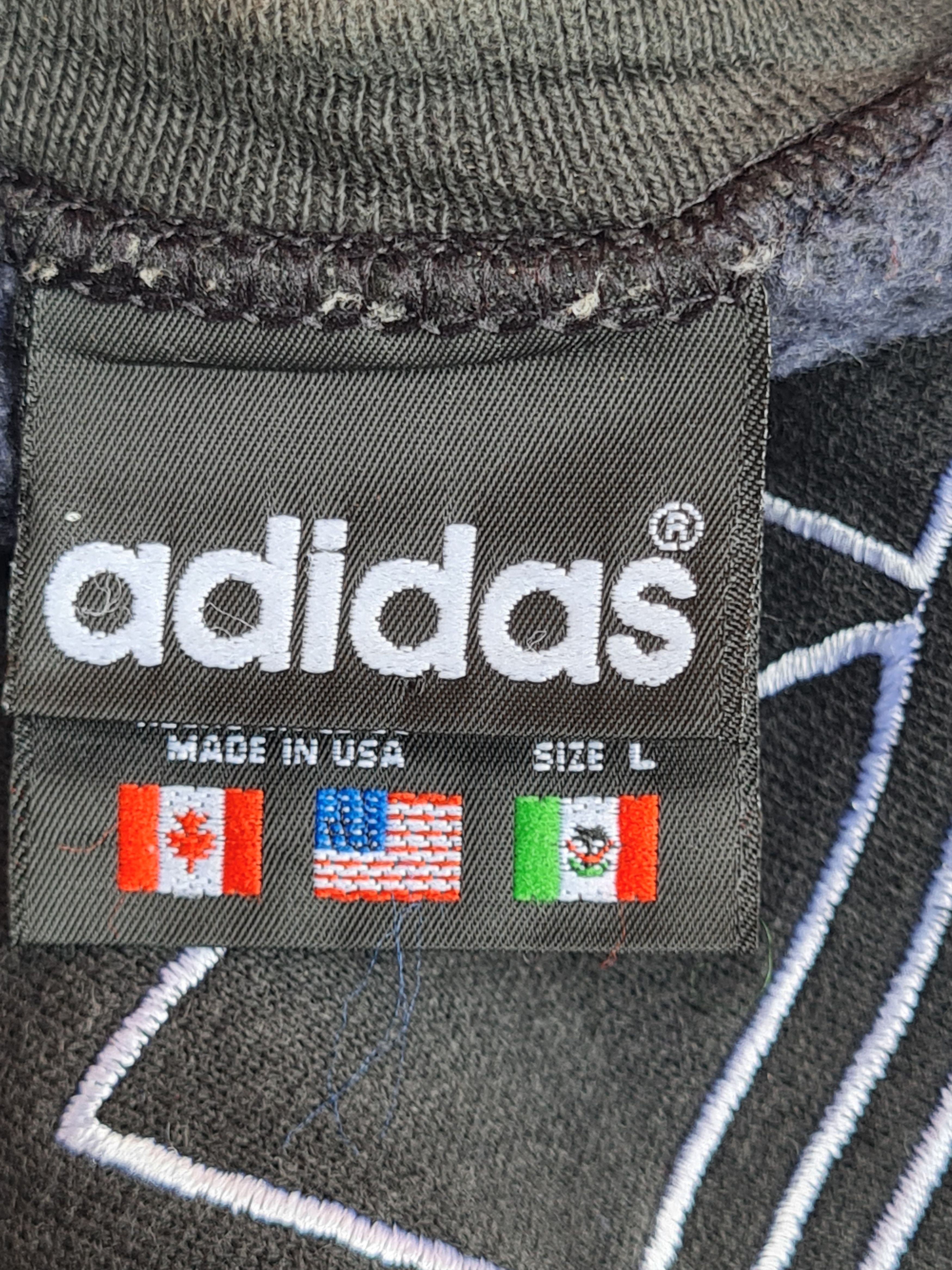 Adidas Vtg Adidas Big Logo Embroided Black Size US L / EU 52-54 / 3 - 7 Thumbnail