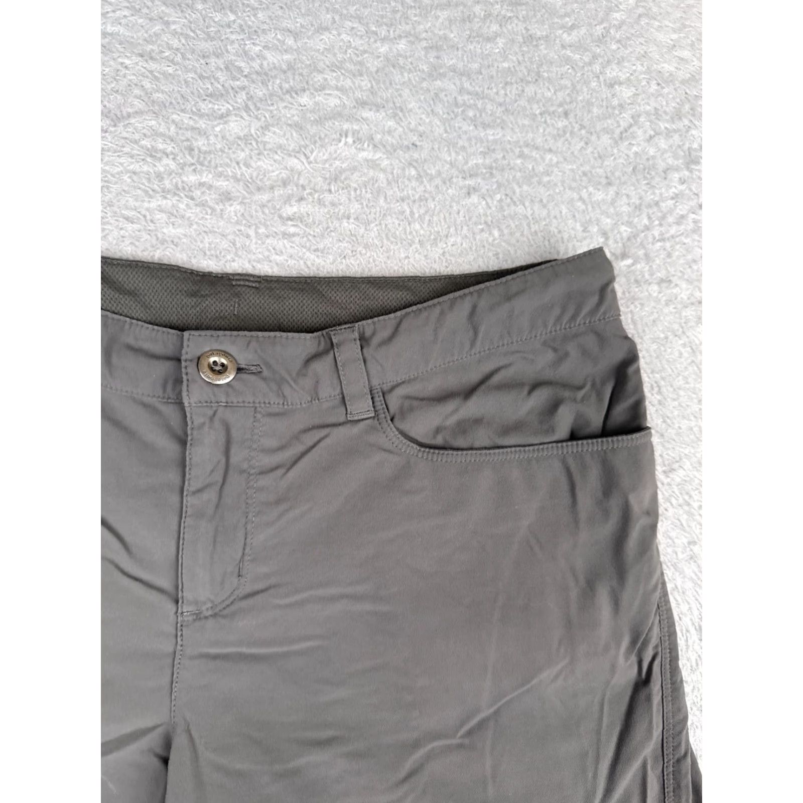 Patagonia Patagonia Shorts Womens 32 Gray Chino Nylon Blend Zip Pocket Hiking Camp 32x5 Size 24" / US 00 / IT 34 - 5 Thumbnail
