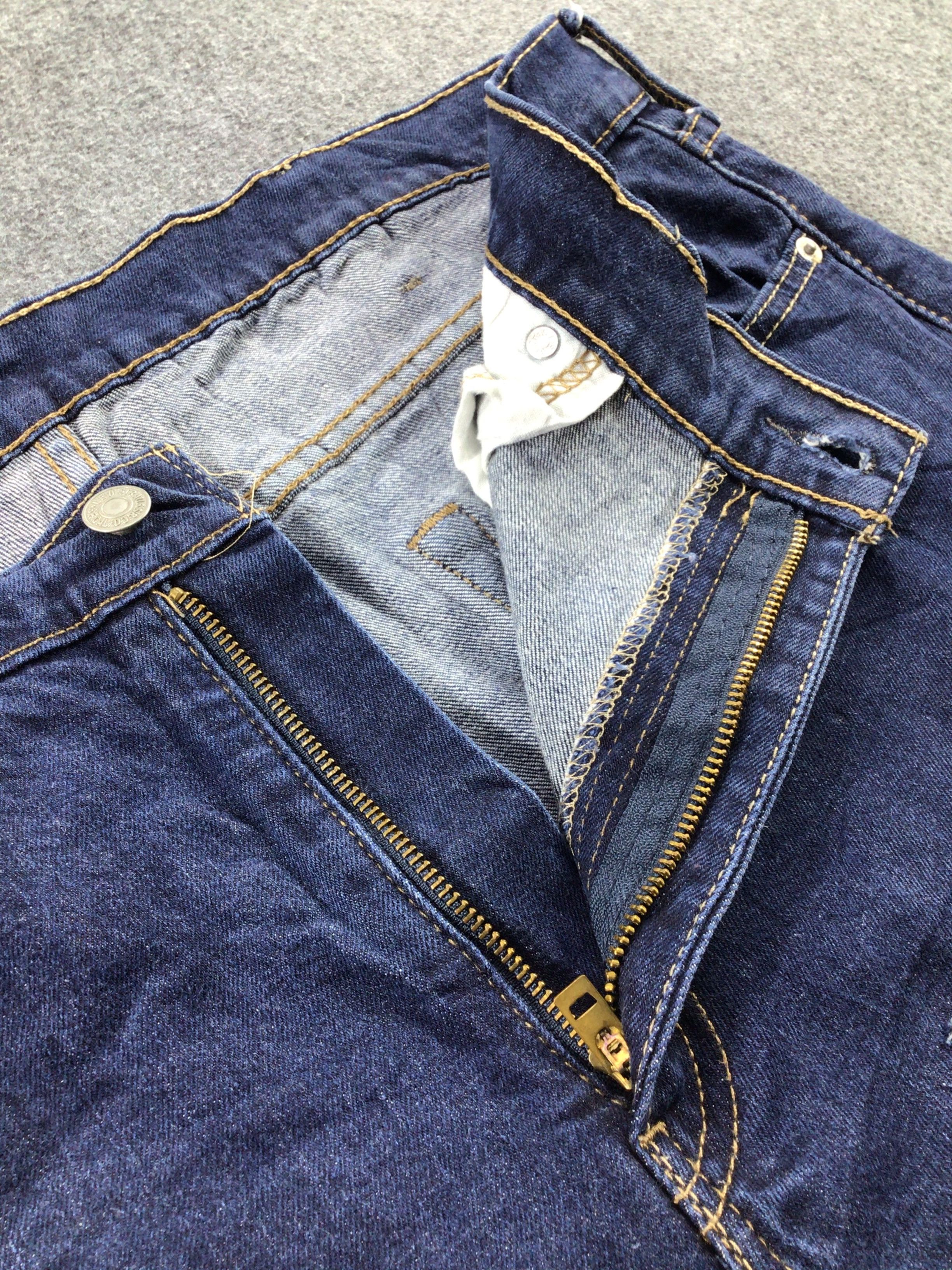 Levi's Vintage Levis 511 Jeans Blue Wash Denim KJ229 Size US 37 - 8 Thumbnail