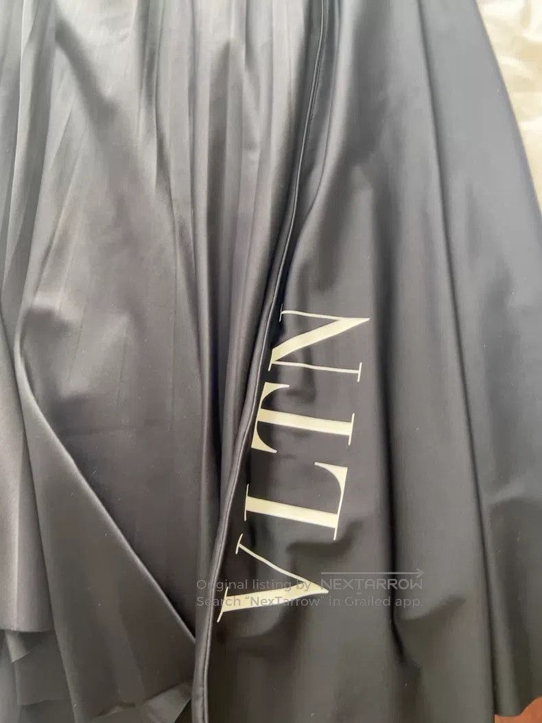 Valentino Valentino Skirt Size M / US 6-8 / IT 42-44 - 4 Thumbnail