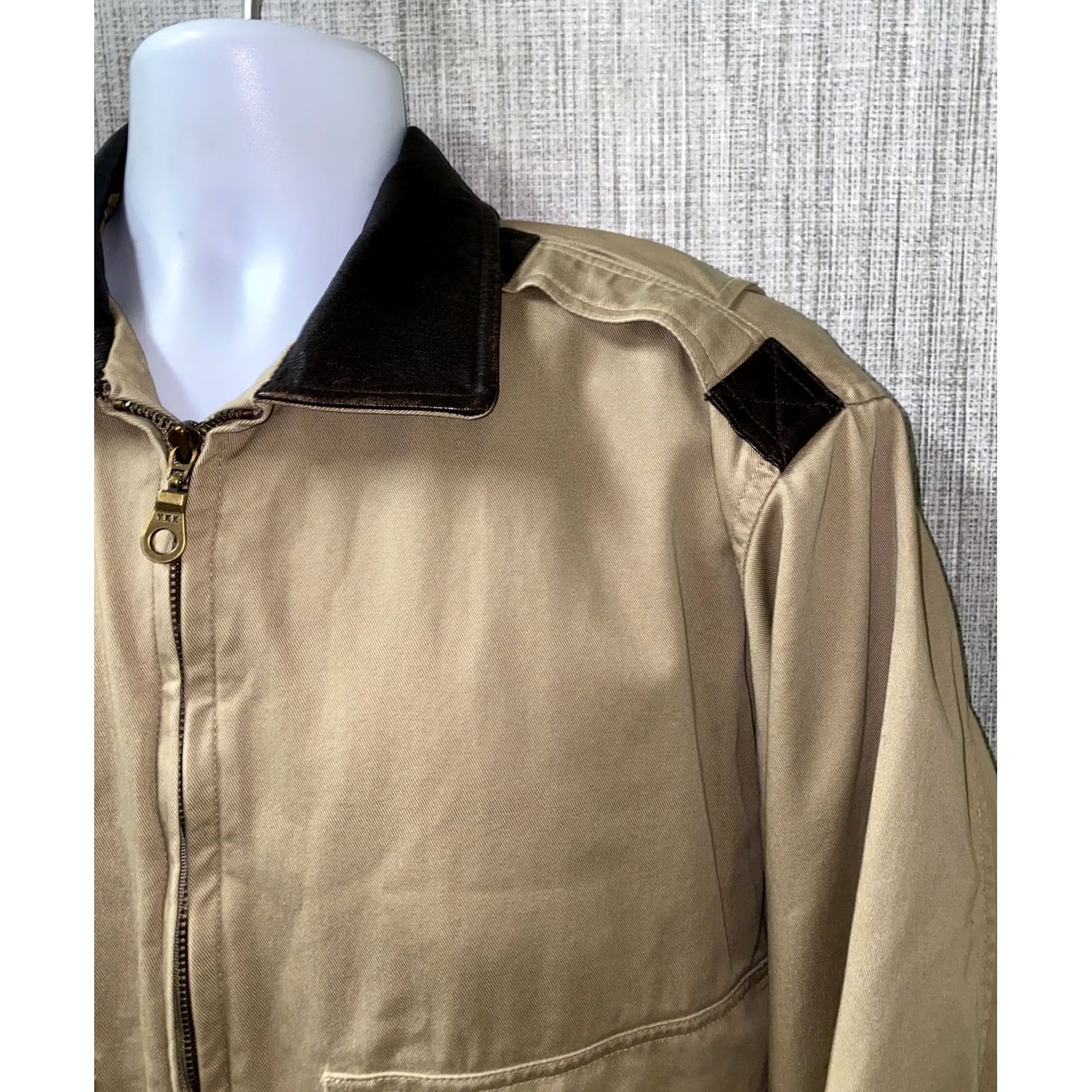 Vintage US Wings Jacket Full Zip Mens S Beige USA Made Cotton Solid Wing Collar Vintage: No Size US S / EU 44-46 / 1 - 2 Thumbnail