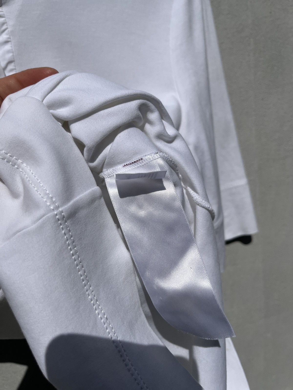 Louis Vuitton Louis Vuitton LV silk long shirt blouse t shirt top Size S / US 4 / IT 40 - 9 Thumbnail