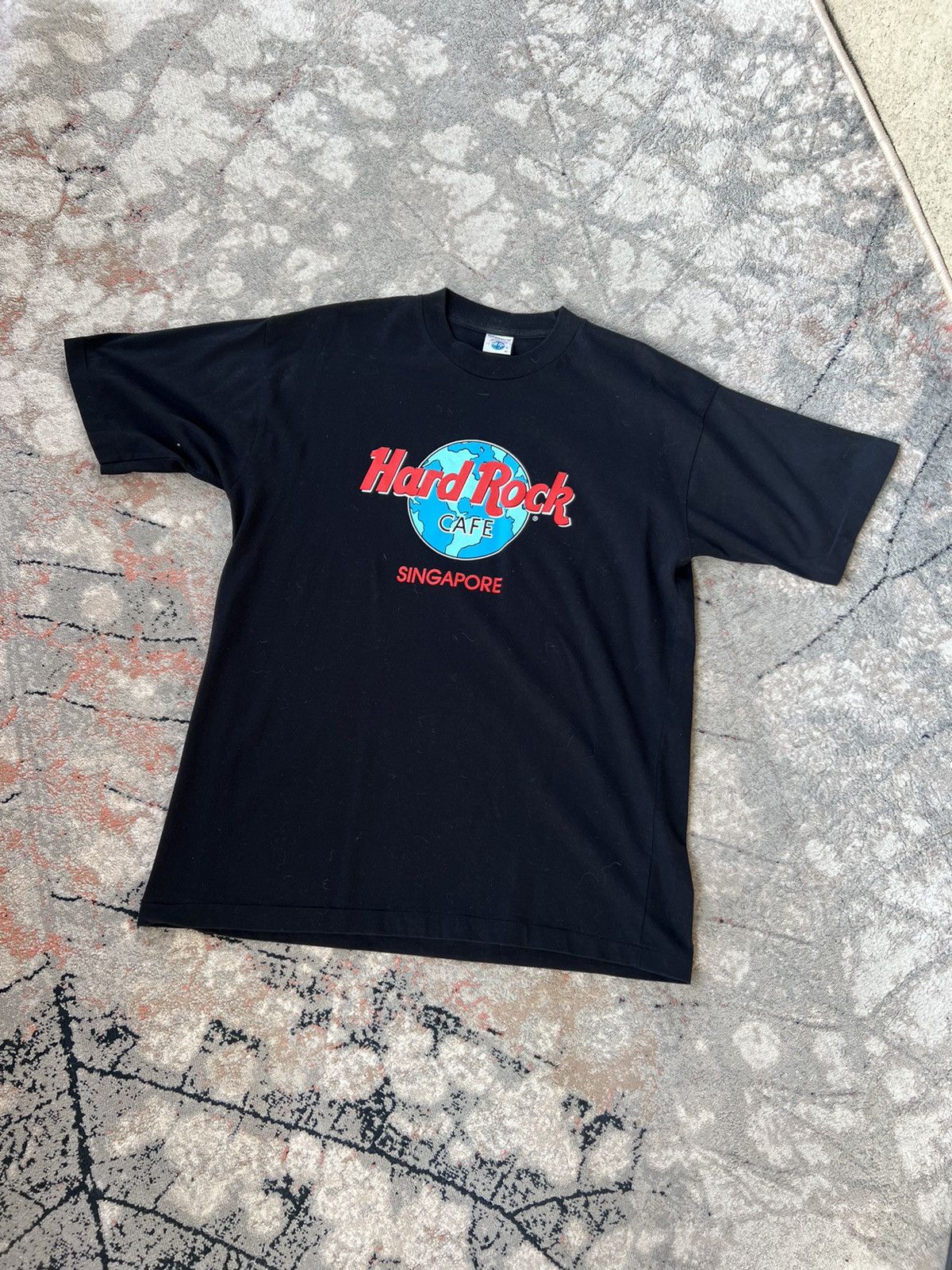 Hard Rock Cafe Hard Rock Cafe Singapore Vintage Tee Size US XL / EU 56 / 4 - 1 Thumbnail