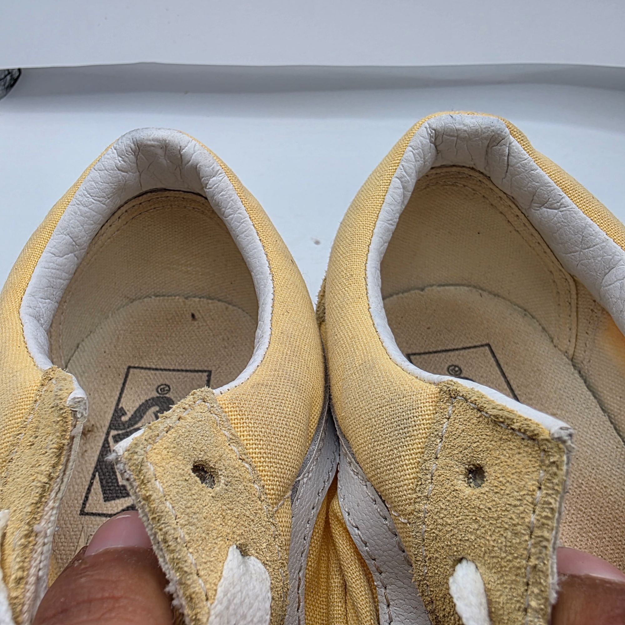 Vans Vans Old Skool Womens 8 Mustard Yellow White Skate Shoes Cas Size US 8 / IT 38 - 7 Thumbnail