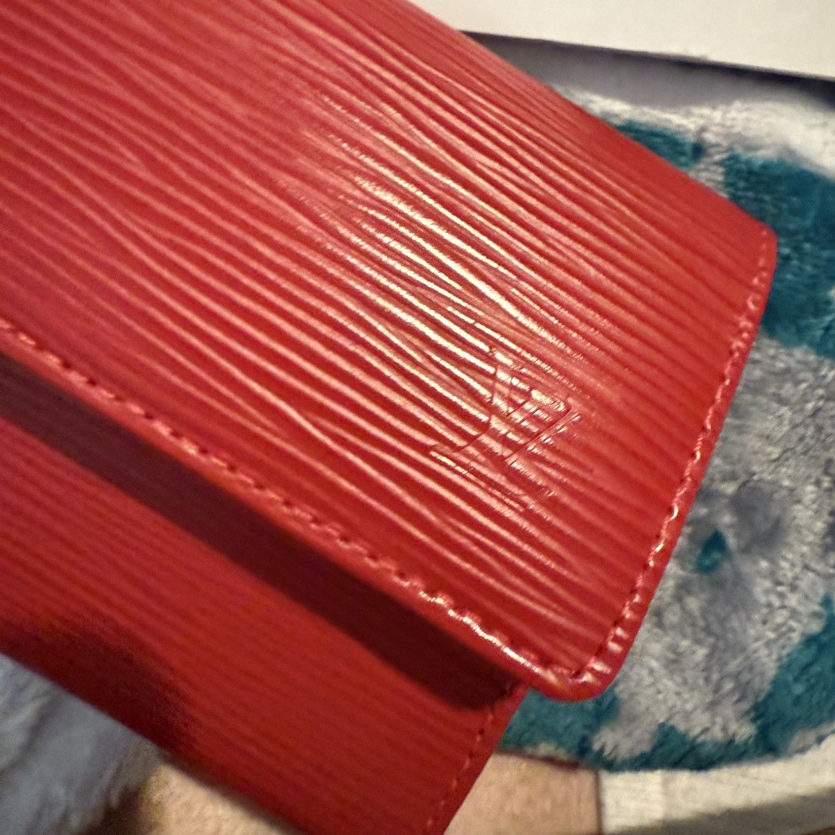 Louis Vuitton Louis Vuitton Epi Rouge / Red Sarah Textured Leather Wallet Size ONE SIZE - 8 Thumbnail