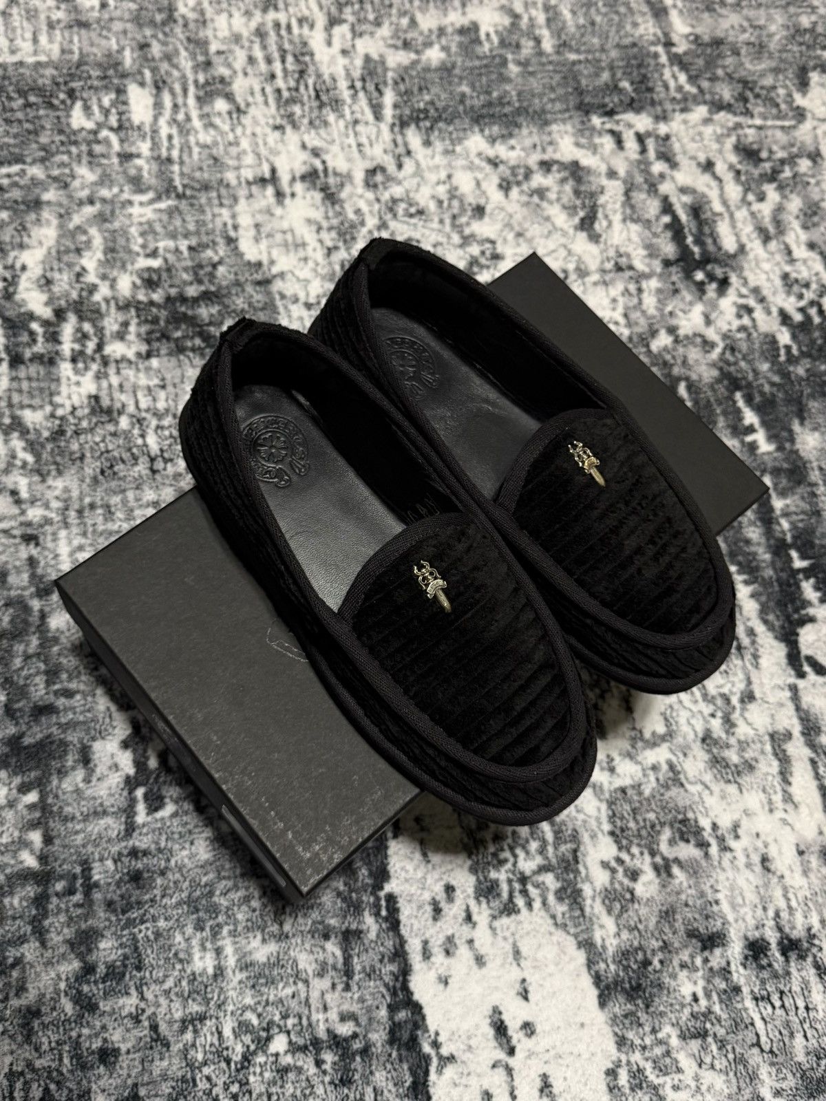 Chrome Hearts Chrome Hearts Dagger Corduroy Slippers Size US 9.5 / EU 42-43 - 1 Thumbnail