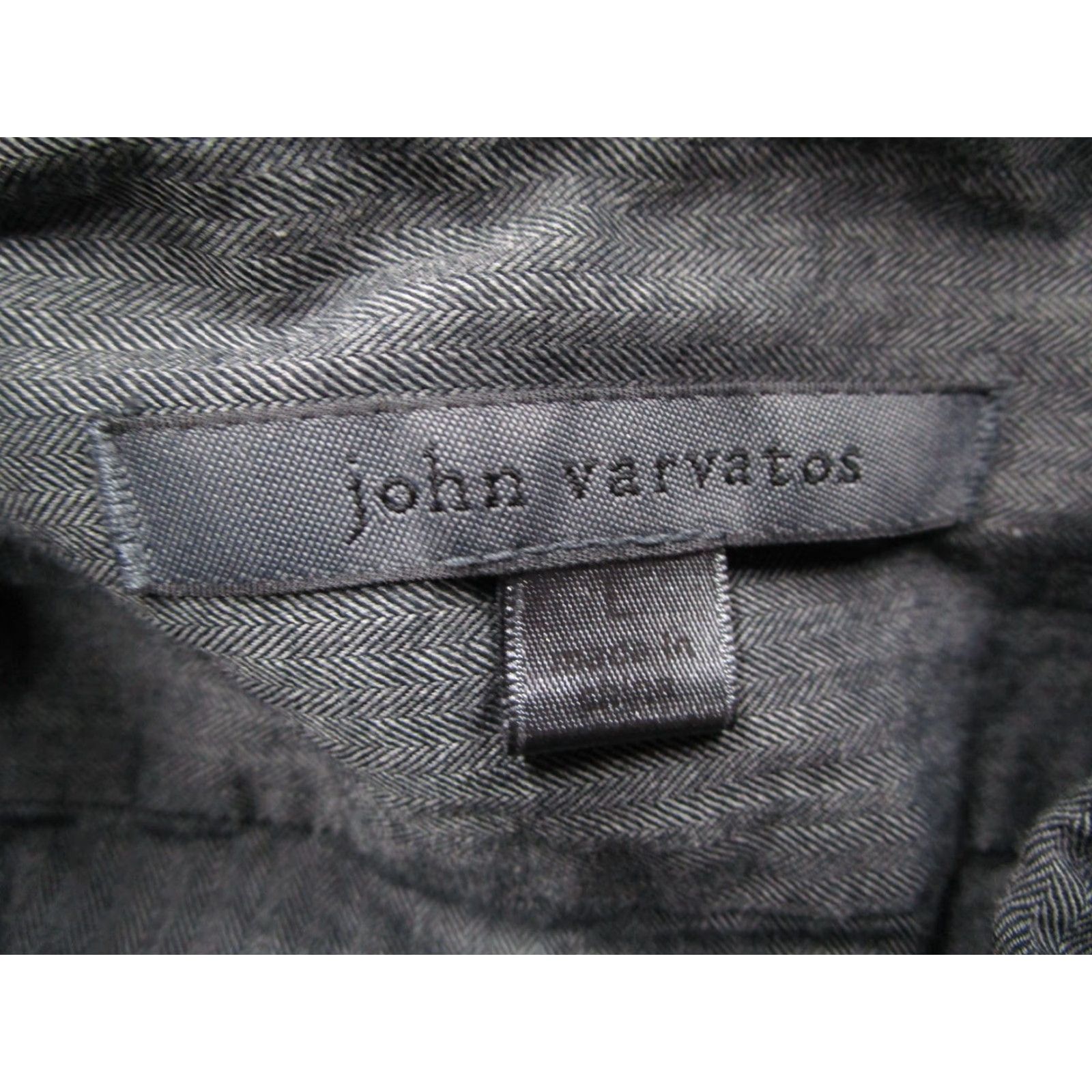 John Varvatos VINTAGE John Varvatos Shirt Mens Large Gray Herringbone Button Up Lightweight Pockets Size US L / EU 52-54 / 3 - 3 Thumbnail