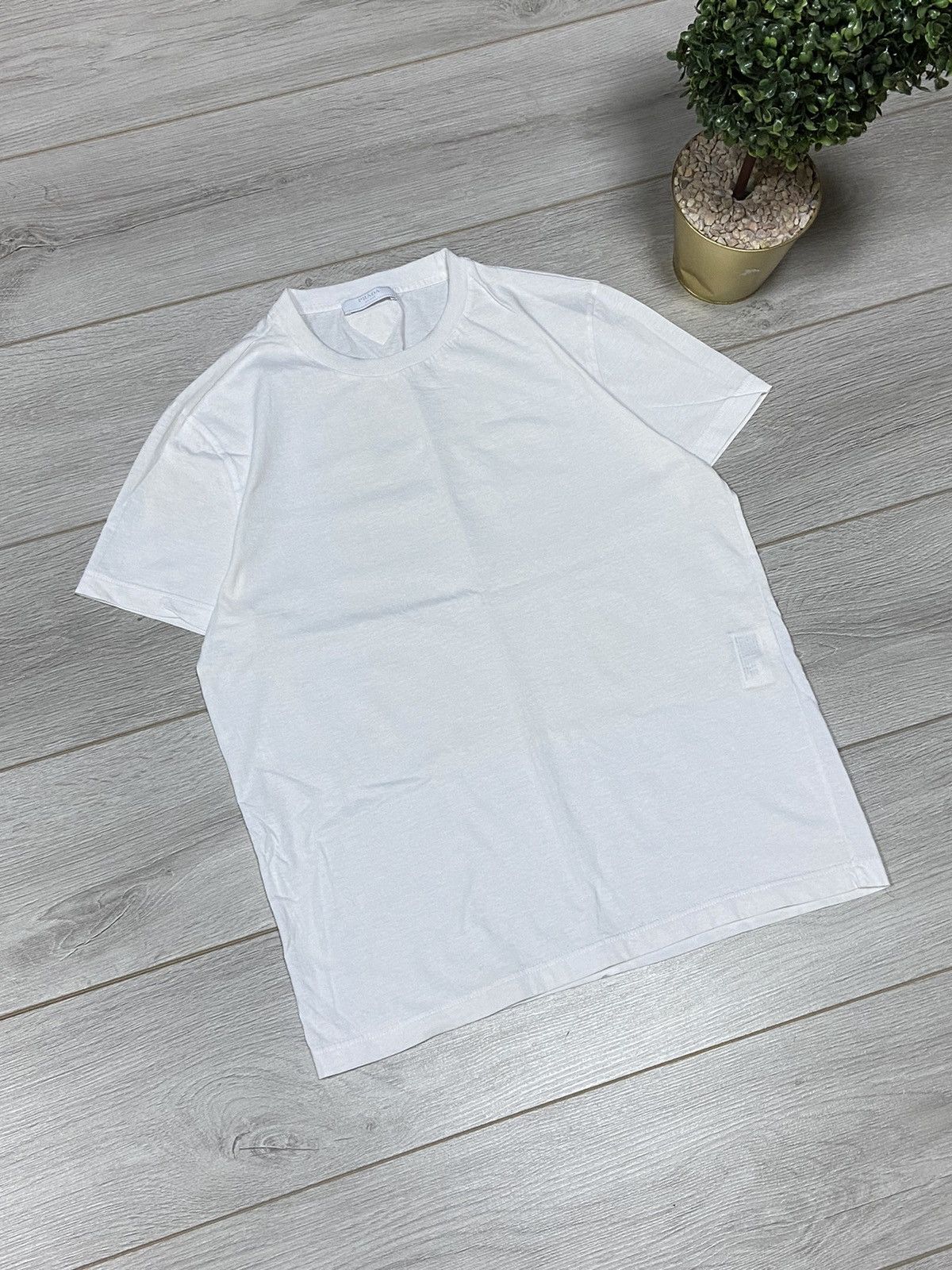 Prada Prada triangle tab logo stripe t-shirt Size US M / EU 48-50 / 2 - 5 Thumbnail