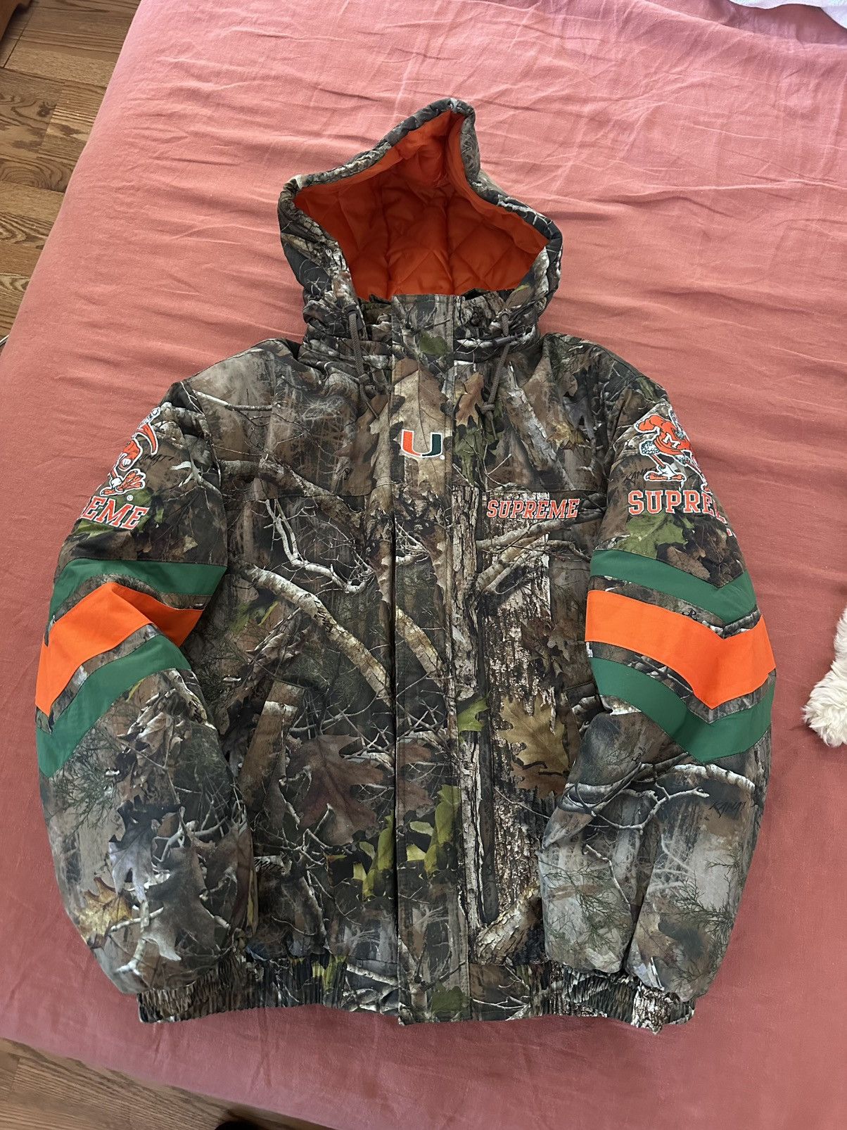 Mitchell & Ness NCAA Hooded Stadium S（Supreme Supreme
