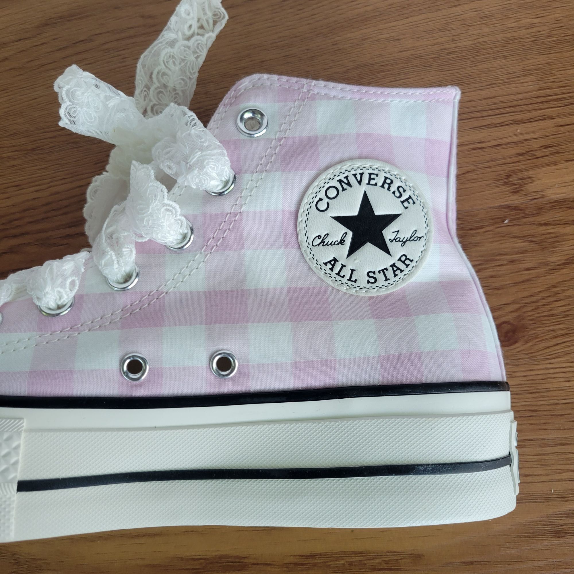 Converse ⭐Converse Chuck Taylor Lift Platform Gingham 8 Women Shoes S Size US 8 / IT 38 - 12 Thumbnail