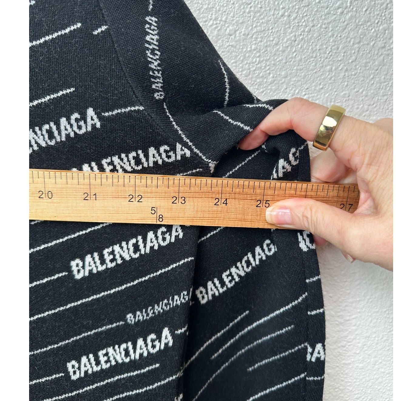 Balenciaga NWT Balenciaga Logo Intarsia Wool-Blend Sweater Black Men's Size US XL / EU 56 / 4 - 14 Thumbnail